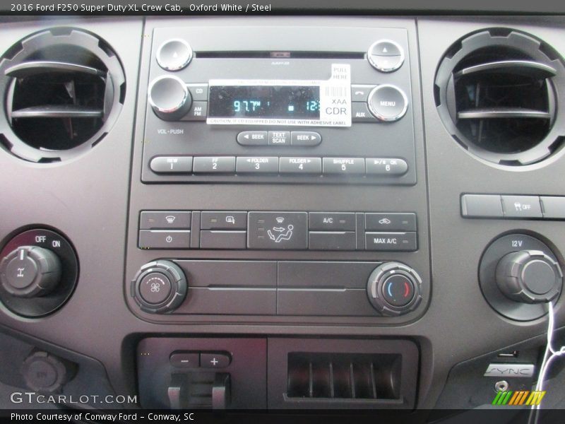 Oxford White / Steel 2016 Ford F250 Super Duty XL Crew Cab