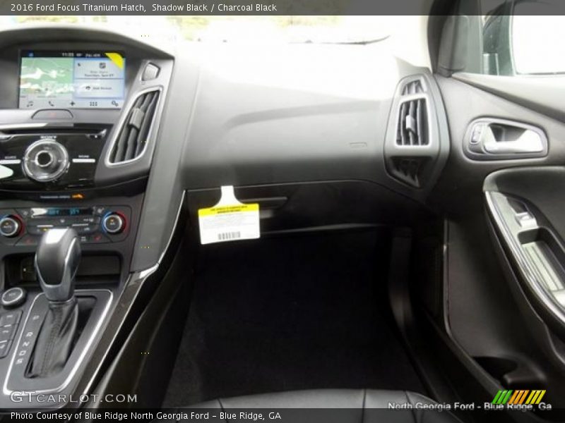 Shadow Black / Charcoal Black 2016 Ford Focus Titanium Hatch