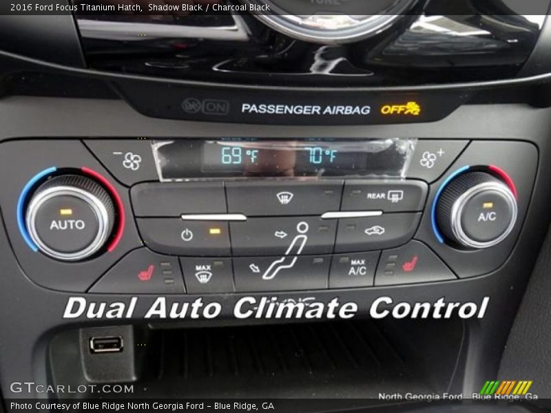Shadow Black / Charcoal Black 2016 Ford Focus Titanium Hatch