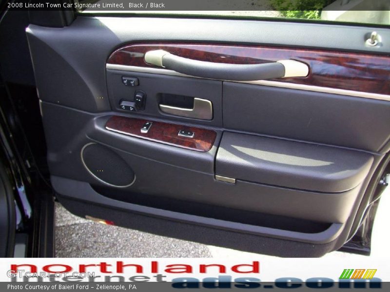 Black / Black 2008 Lincoln Town Car Signature Limited