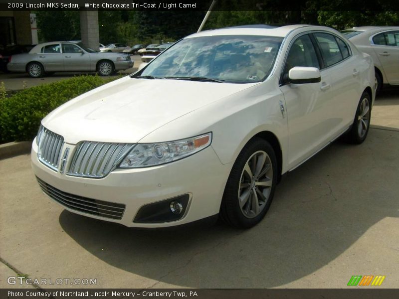 White Chocolate Tri-Coat / Light Camel 2009 Lincoln MKS Sedan