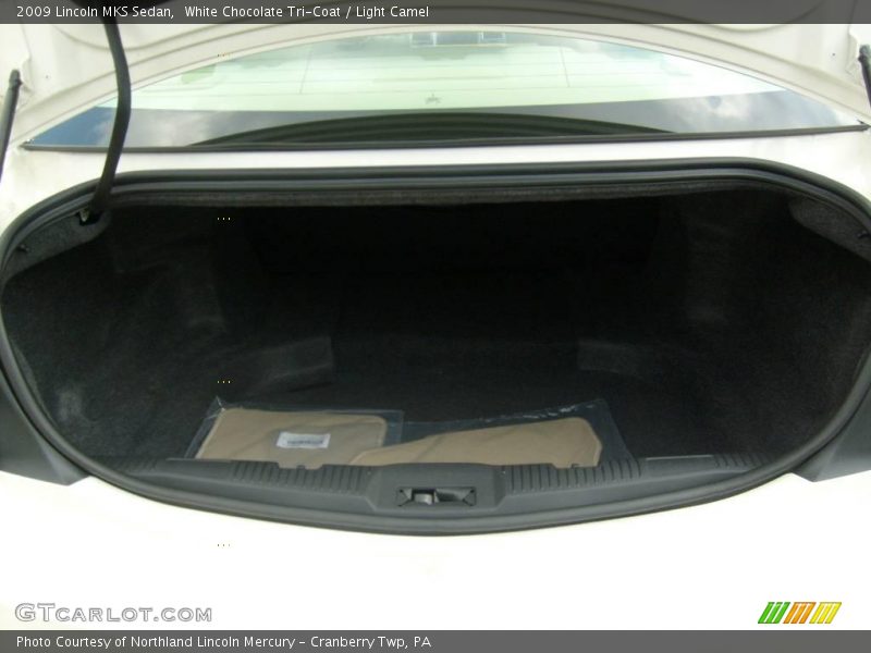 White Chocolate Tri-Coat / Light Camel 2009 Lincoln MKS Sedan