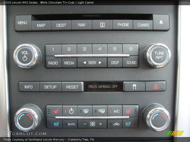 White Chocolate Tri-Coat / Light Camel 2009 Lincoln MKS Sedan