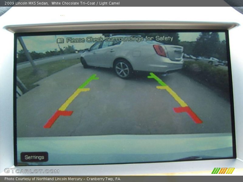 White Chocolate Tri-Coat / Light Camel 2009 Lincoln MKS Sedan