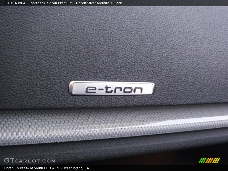 Florett Silver Metallic / Black 2016 Audi A3 Sportback e-tron Premium
