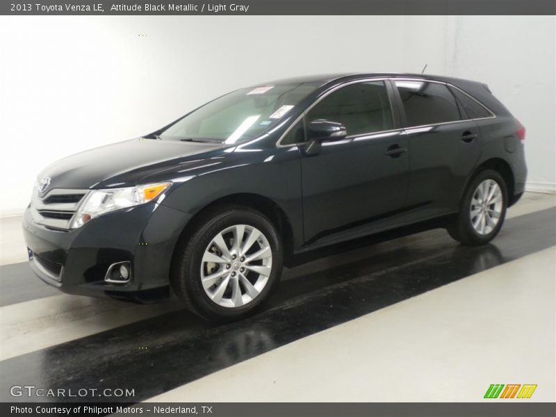 Attitude Black Metallic / Light Gray 2013 Toyota Venza LE