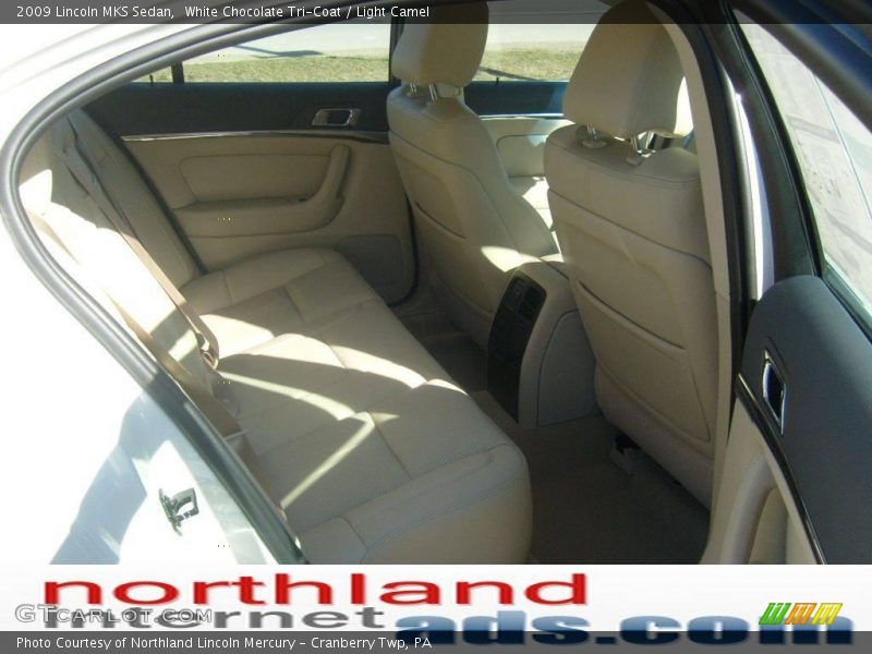 White Chocolate Tri-Coat / Light Camel 2009 Lincoln MKS Sedan