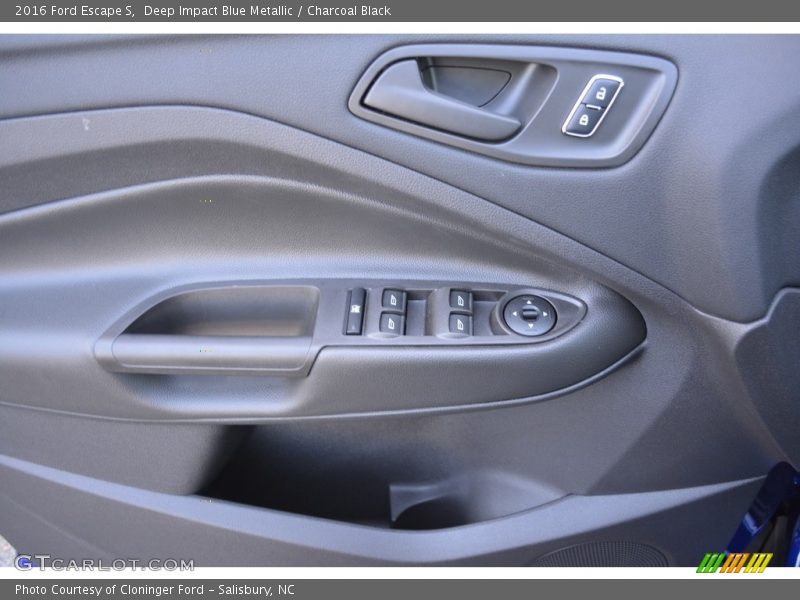 Deep Impact Blue Metallic / Charcoal Black 2016 Ford Escape S