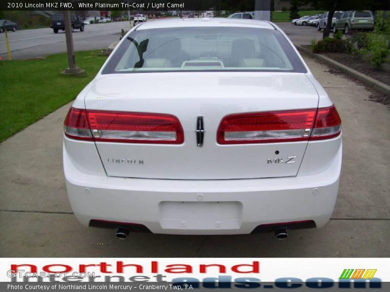 White Platinum Tri-Coat / Light Camel 2010 Lincoln MKZ FWD
