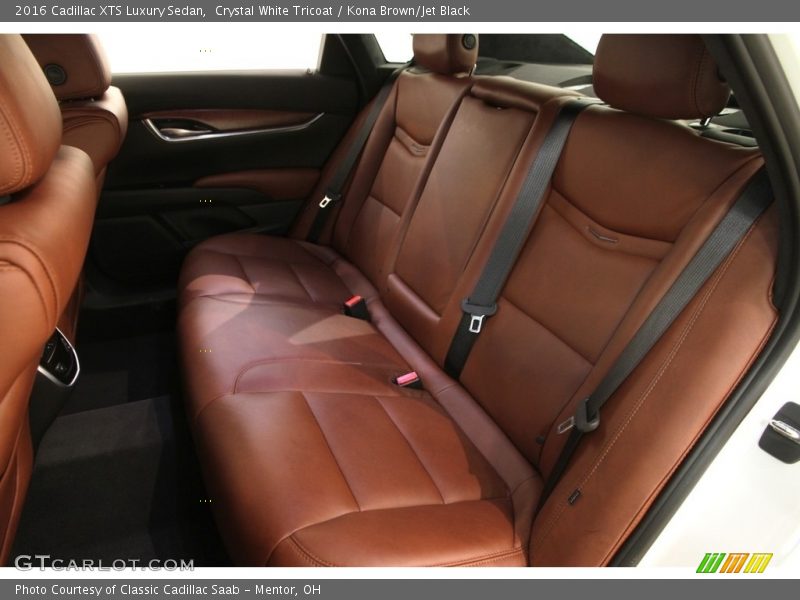 Crystal White Tricoat / Kona Brown/Jet Black 2016 Cadillac XTS Luxury Sedan