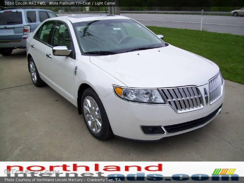 White Platinum Tri-Coat / Light Camel 2010 Lincoln MKZ FWD