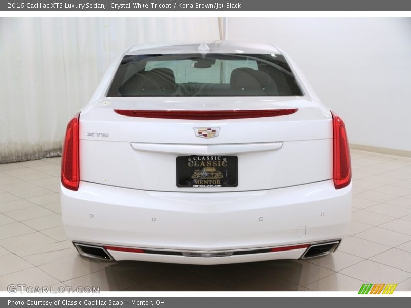 Crystal White Tricoat / Kona Brown/Jet Black 2016 Cadillac XTS Luxury Sedan