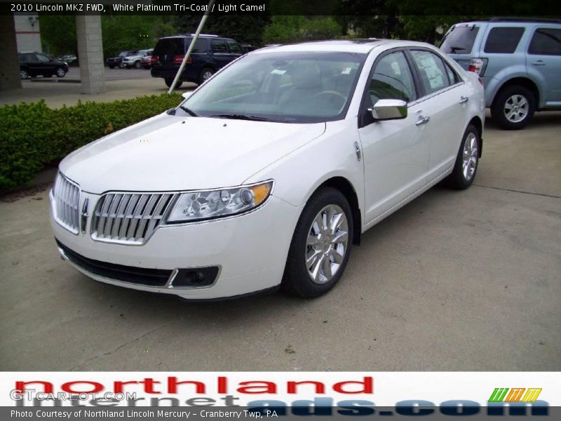 White Platinum Tri-Coat / Light Camel 2010 Lincoln MKZ FWD
