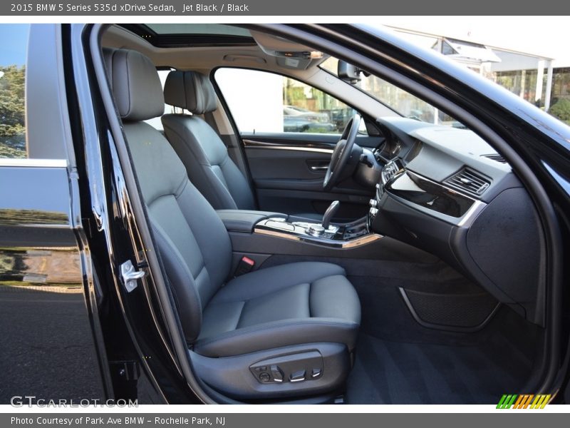 Jet Black / Black 2015 BMW 5 Series 535d xDrive Sedan
