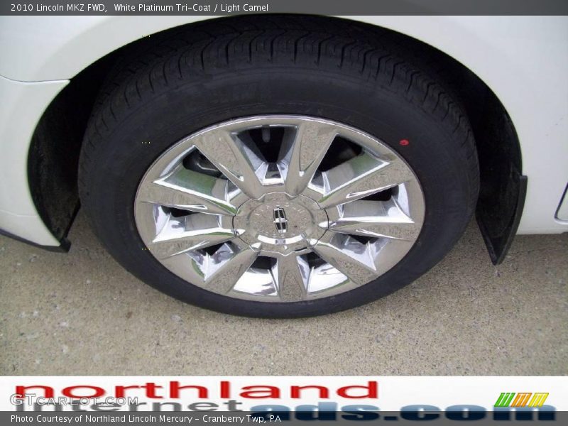 White Platinum Tri-Coat / Light Camel 2010 Lincoln MKZ FWD