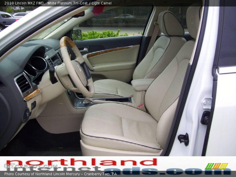 White Platinum Tri-Coat / Light Camel 2010 Lincoln MKZ FWD
