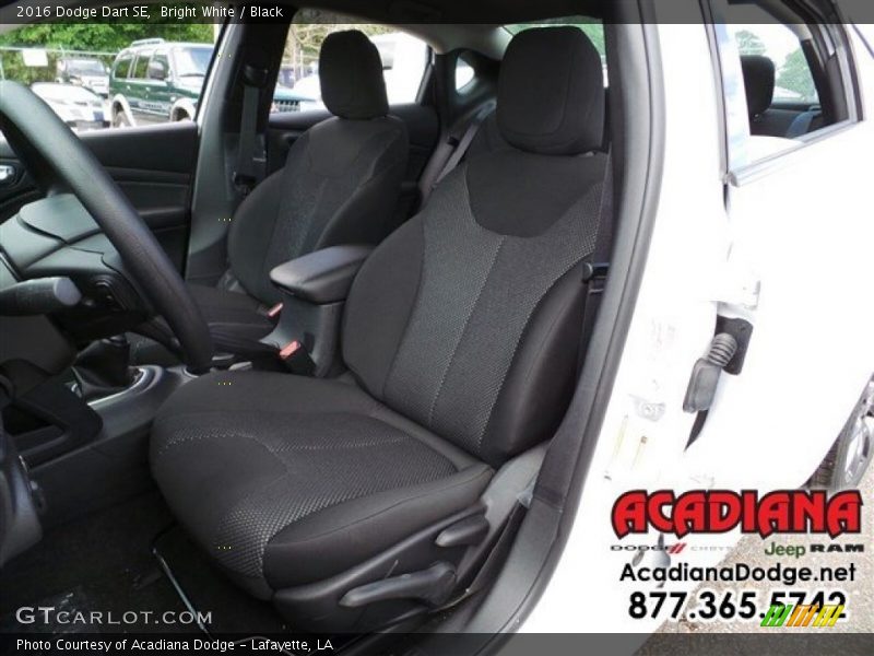 Bright White / Black 2016 Dodge Dart SE