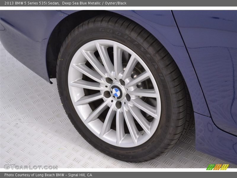 Deep Sea Blue Metallic / Oyster/Black 2013 BMW 5 Series 535i Sedan