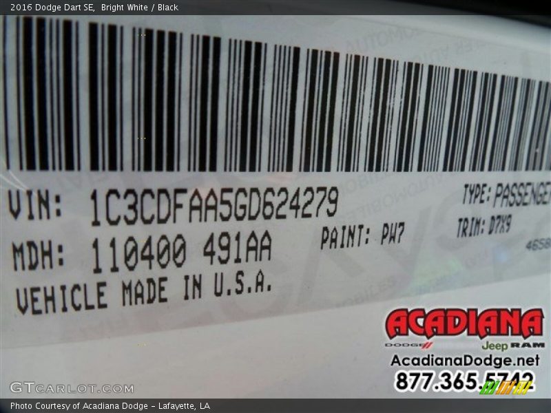 Bright White / Black 2016 Dodge Dart SE
