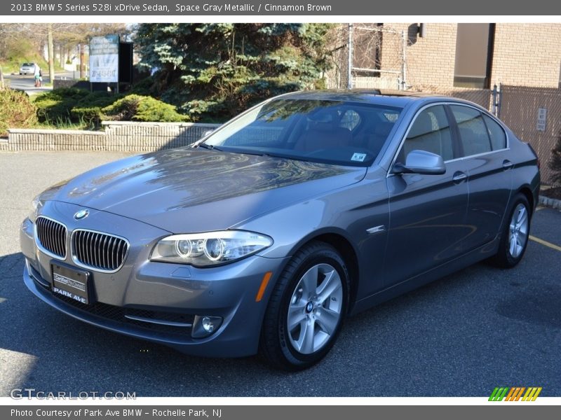 Space Gray Metallic / Cinnamon Brown 2013 BMW 5 Series 528i xDrive Sedan