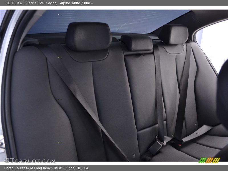 Alpine White / Black 2013 BMW 3 Series 320i Sedan