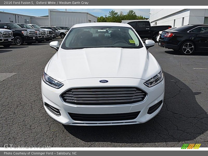 Oxford White / Medium Earth Gray 2016 Ford Fusion S