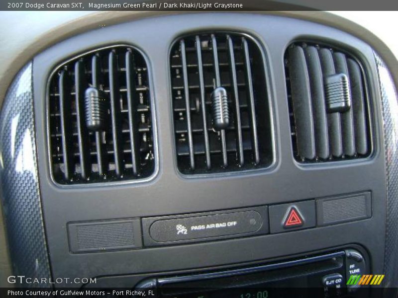 Magnesium Green Pearl / Dark Khaki/Light Graystone 2007 Dodge Caravan SXT