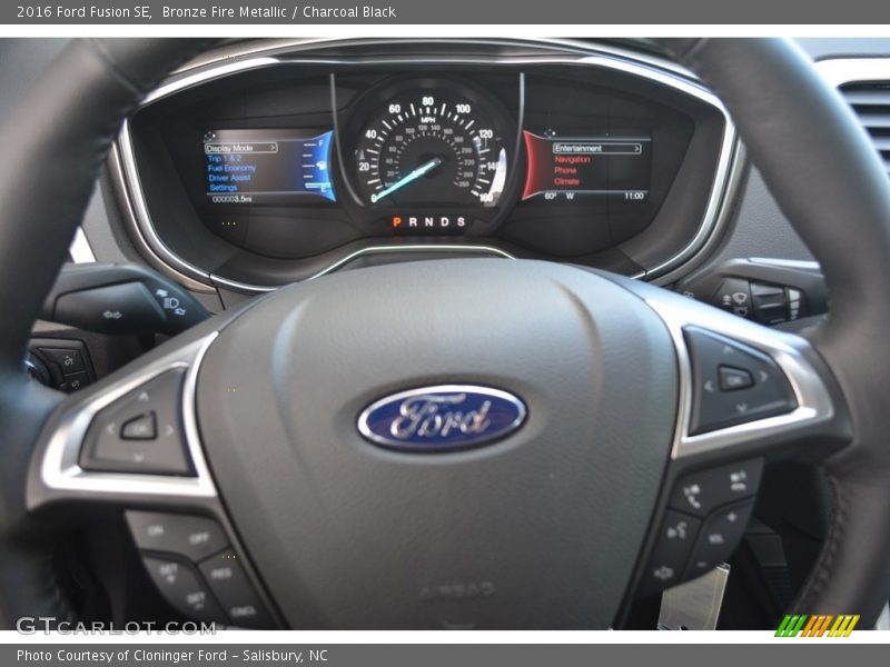 Bronze Fire Metallic / Charcoal Black 2016 Ford Fusion SE