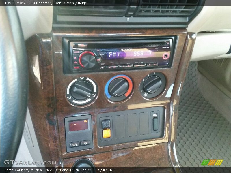 Dark Green / Beige 1997 BMW Z3 2.8 Roadster