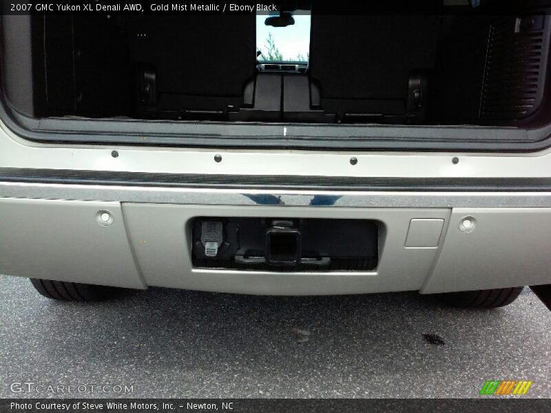 Gold Mist Metallic / Ebony Black 2007 GMC Yukon XL Denali AWD