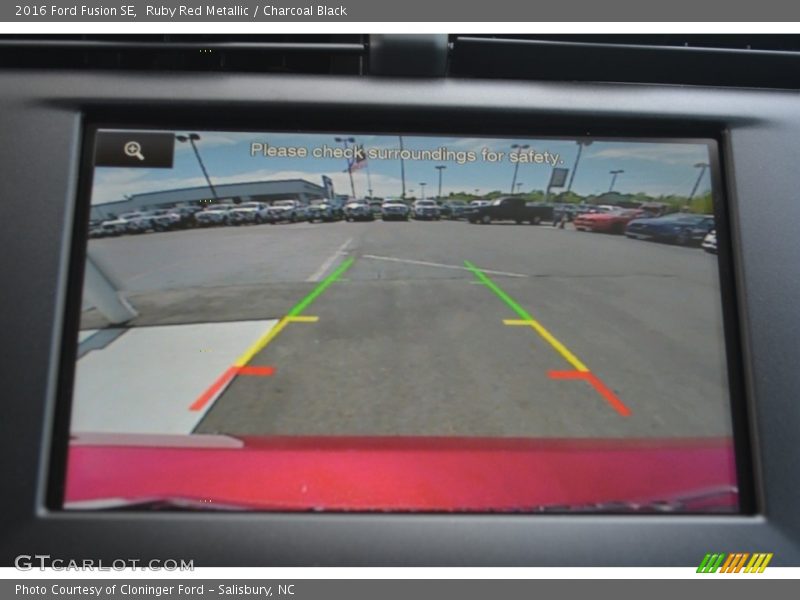 Ruby Red Metallic / Charcoal Black 2016 Ford Fusion SE