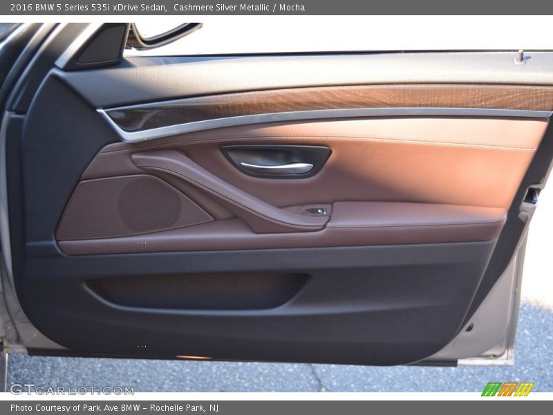 Cashmere Silver Metallic / Mocha 2016 BMW 5 Series 535i xDrive Sedan