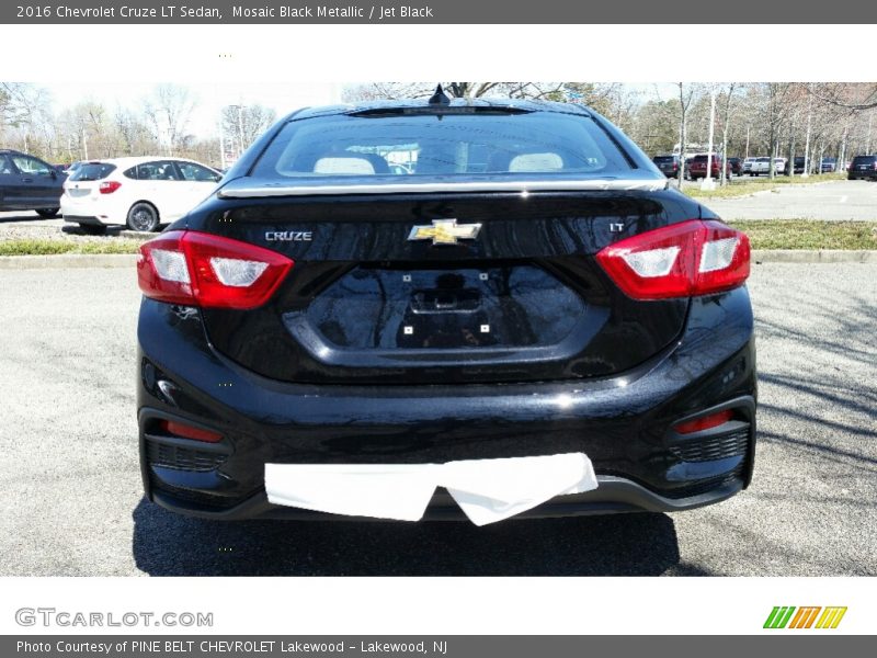 Mosaic Black Metallic / Jet Black 2016 Chevrolet Cruze LT Sedan