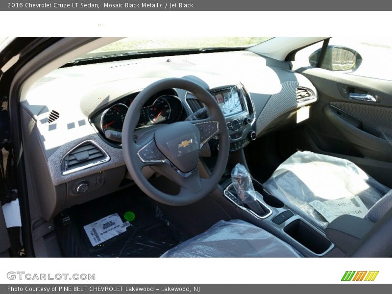Mosaic Black Metallic / Jet Black 2016 Chevrolet Cruze LT Sedan