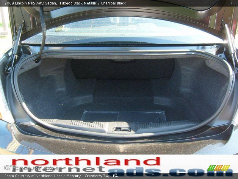 Tuxedo Black Metallic / Charcoal Black 2009 Lincoln MKS AWD Sedan