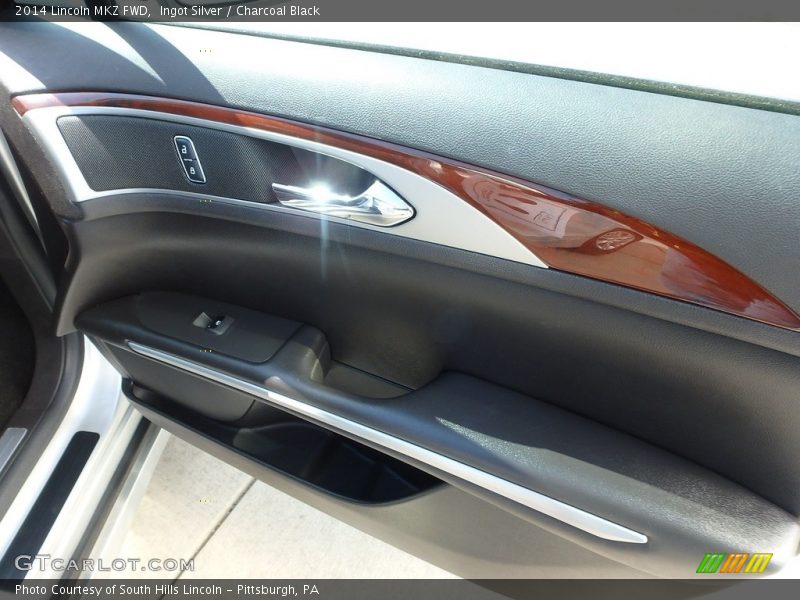 Ingot Silver / Charcoal Black 2014 Lincoln MKZ FWD