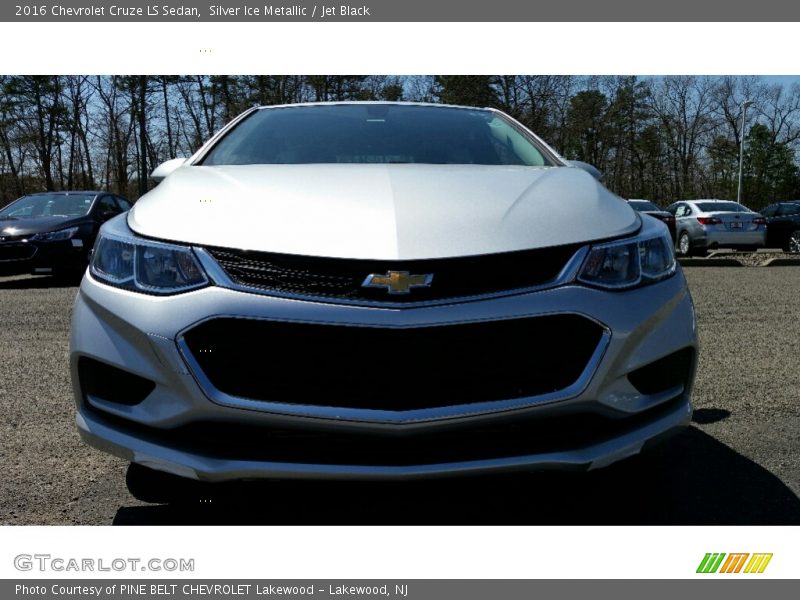 Silver Ice Metallic / Jet Black 2016 Chevrolet Cruze LS Sedan