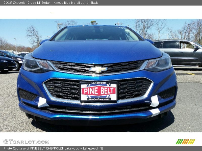 Kinetic Blue Metallic / Jet Black 2016 Chevrolet Cruze LT Sedan