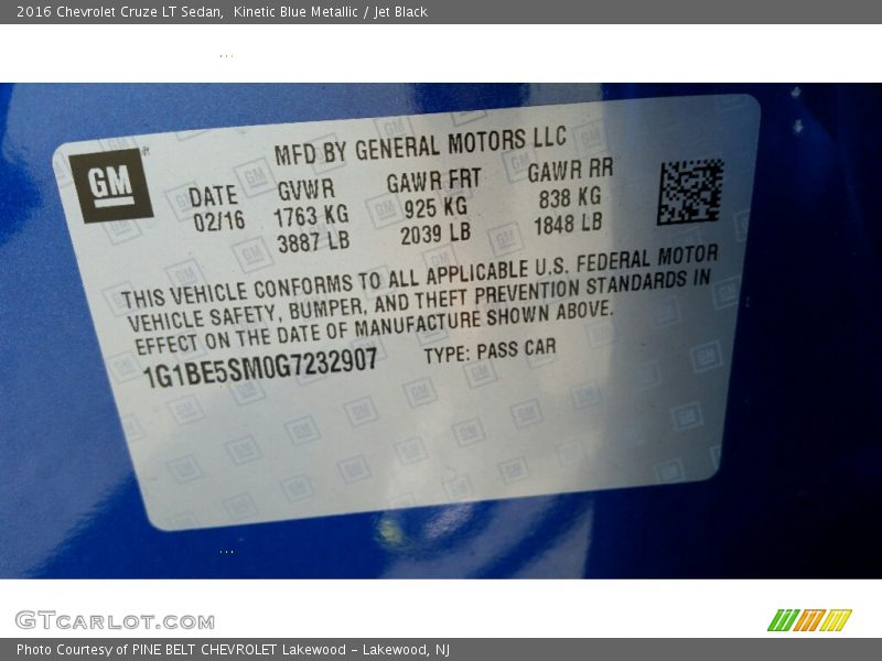 Kinetic Blue Metallic / Jet Black 2016 Chevrolet Cruze LT Sedan
