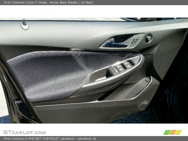 Mosaic Black Metallic / Jet Black 2016 Chevrolet Cruze LT Sedan