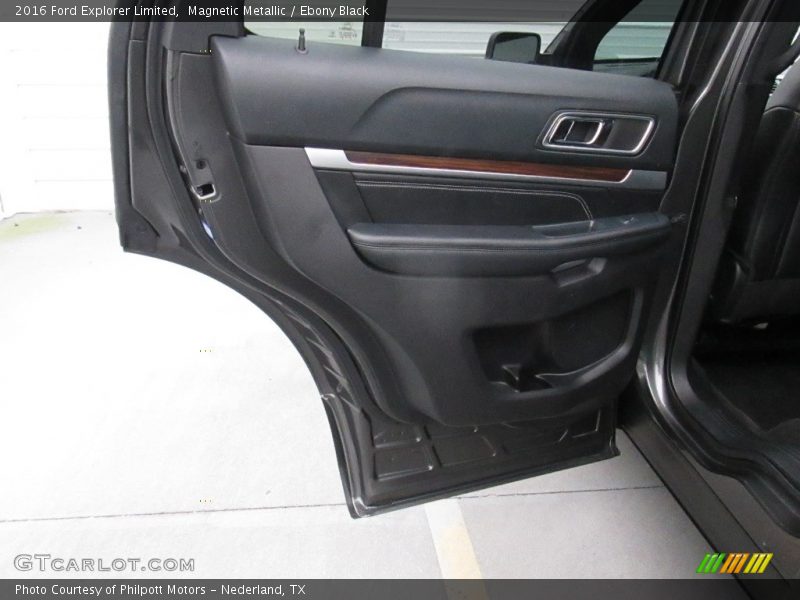 Magnetic Metallic / Ebony Black 2016 Ford Explorer Limited