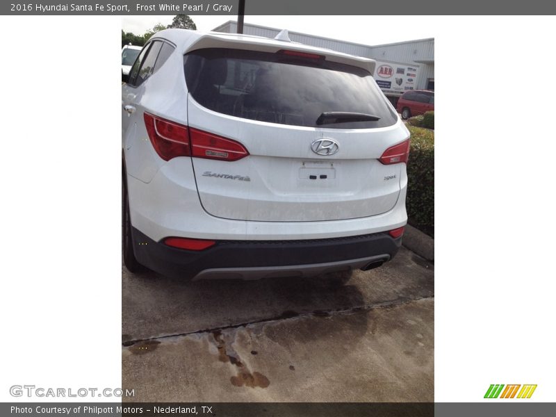 Frost White Pearl / Gray 2016 Hyundai Santa Fe Sport
