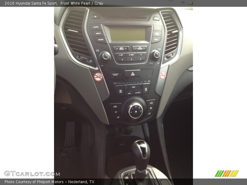Frost White Pearl / Gray 2016 Hyundai Santa Fe Sport