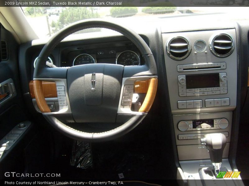 Tuxedo Black Metallic / Dark Charcoal 2009 Lincoln MKZ Sedan