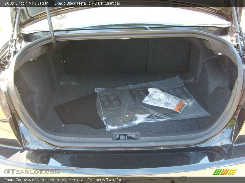 Tuxedo Black Metallic / Dark Charcoal 2009 Lincoln MKZ Sedan