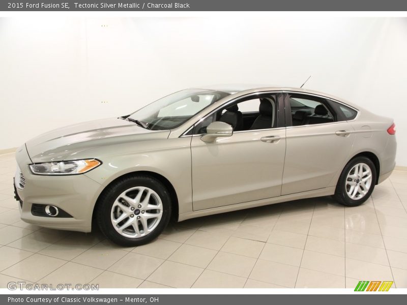 Tectonic Silver Metallic / Charcoal Black 2015 Ford Fusion SE