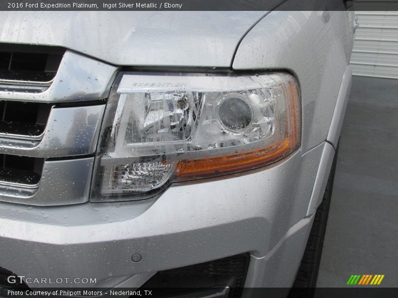 Ingot Silver Metallic / Ebony 2016 Ford Expedition Platinum