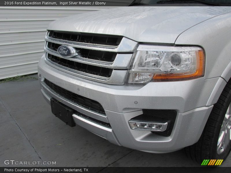 Ingot Silver Metallic / Ebony 2016 Ford Expedition Platinum