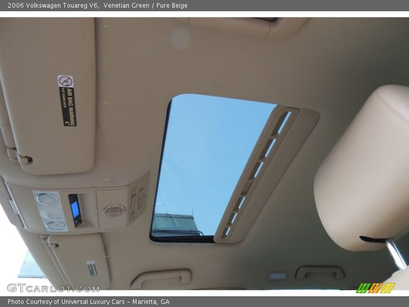 Venetian Green / Pure Beige 2006 Volkswagen Touareg V6