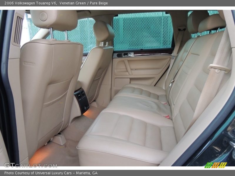 Venetian Green / Pure Beige 2006 Volkswagen Touareg V6